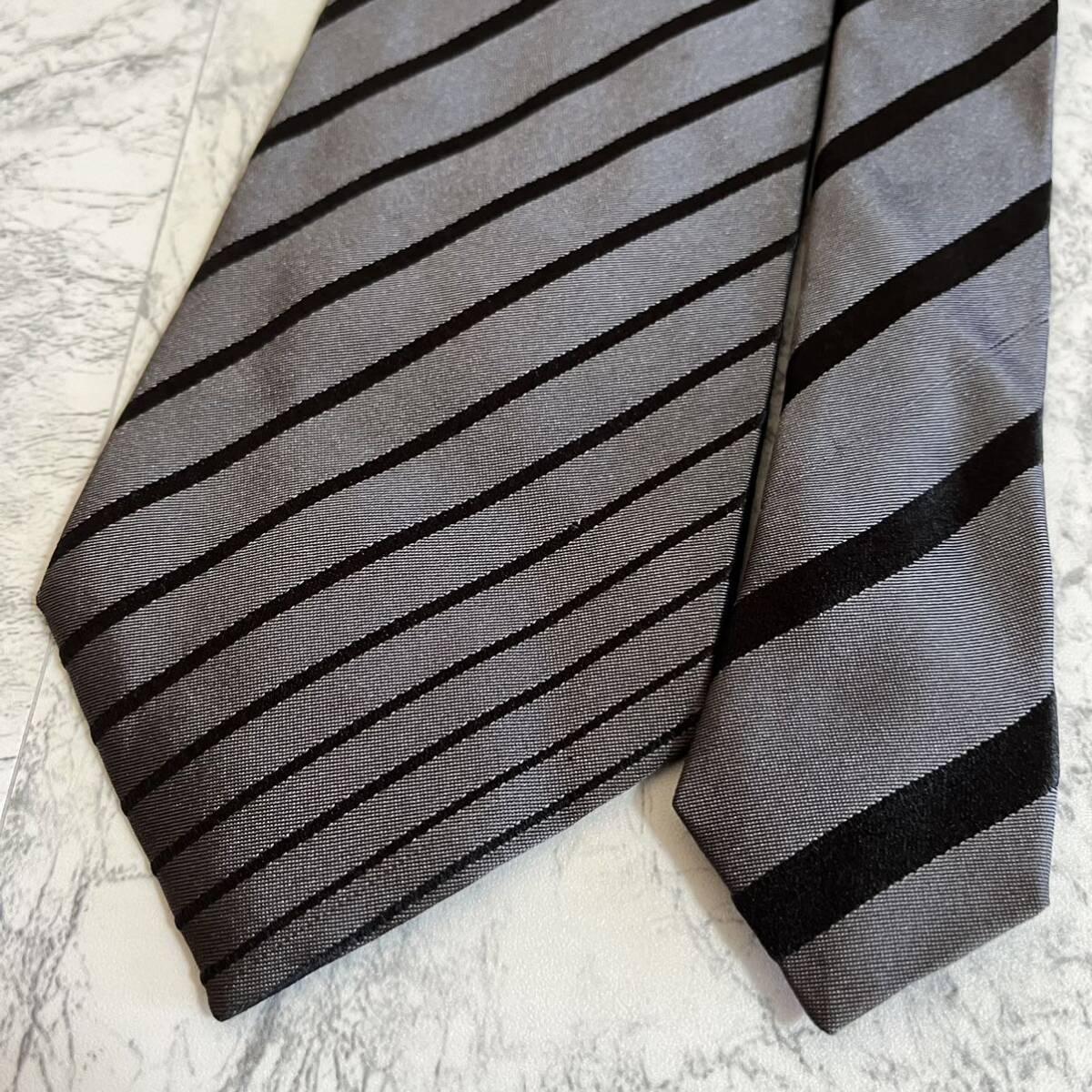 1 jpy beautiful goods Dolce & Gabbana DOLCE&GABBANA same day shipping brand necktie business suit silk silk high brand stripe pattern gray 