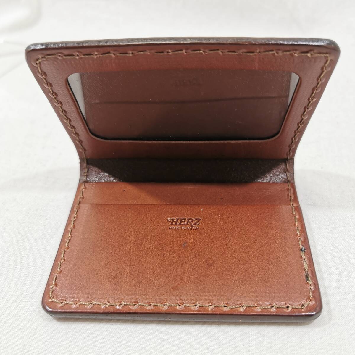  unused . close beautiful goods HERZ hell tsu leather card inserting attaching license proof case chocolate card-case width : approximately 10cm, length : approximately 7.5cm, inset : approximately 2cm
