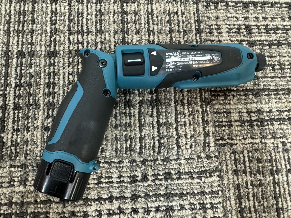 【美品】マキタ 充電式ペンインパクトドライバ makita バッテリー バッテリ 付き　TD021D _画像8