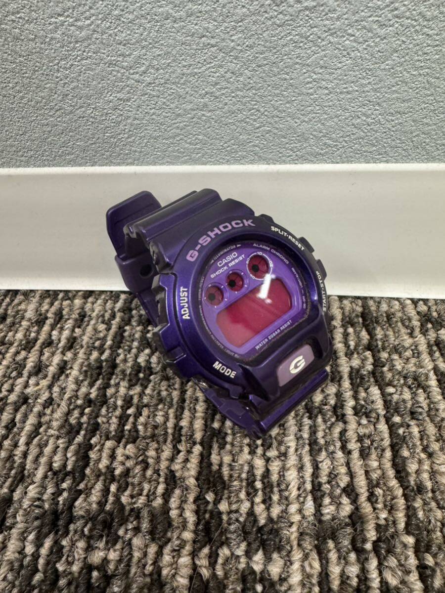 【ジャンク】G-SHOCK 腕時計 Gショック デジタル 紫 希少 クレイジーカラー パープル DW-6900CC_画像1