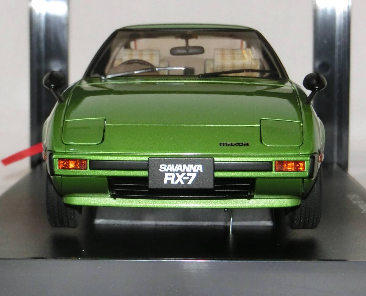 オートアート1/18マツダ サバンナRX-7 (SA) グリーン AUTOart 1:18 Scale Mazda Savanna RX-7 (SA) Mach Green. ezToys