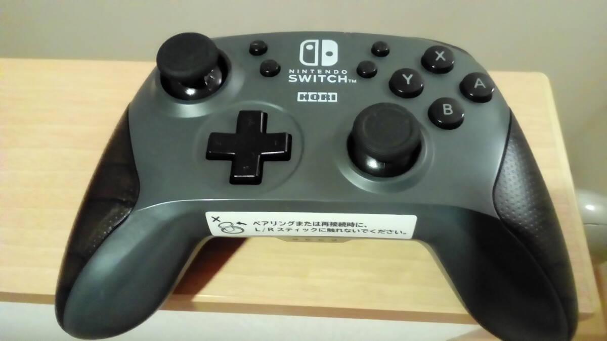 Nintendo switch　任天堂スイッチ　無線　ワイヤレス　コントローラー　ジャンク　２種セット　ホリ　_画像2