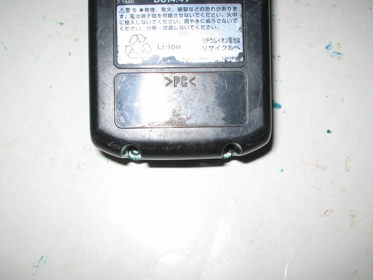  Hitachi BSL1440 Li-ion battery ( used, charge OK)14.4V/4Ah