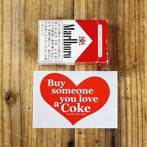 コカコーラ ステッカー グッズ 車 アメリカン おしゃれ バイク ヘルメット かっこいい Buy someone you love a Coke_画像2