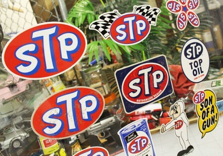 ステッカー アメリカン 車 おしゃれ バイク かっこいい おしゃれ オイル カーステッカー アメリカン雑貨 STP OIL 02_画像5