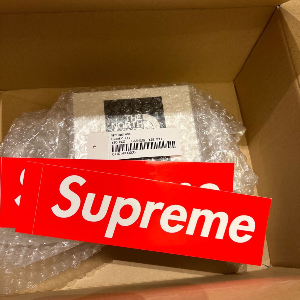 Supreme The North Face G-SHOCK Black 新品　BOX LOGO ステッカーおまけ _画像4