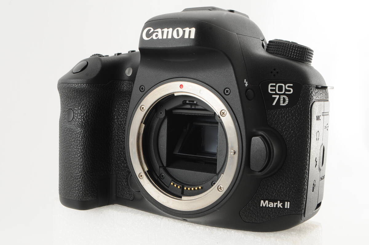★極美品★ Canon キヤノン EOS 7D MarkⅡマーク2 箱付き バッテリーグリップ付きの画像2