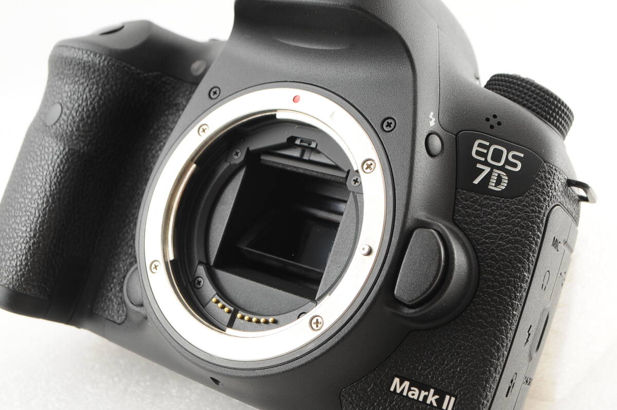 ★極美品★ Canon キヤノン EOS 7D MarkⅡマーク2 箱付き バッテリーグリップ付きの画像9