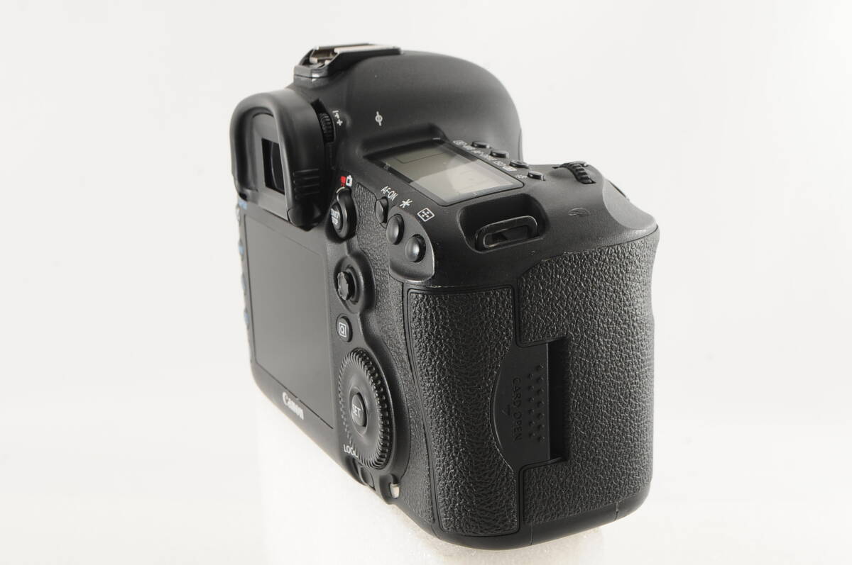 ★極美品★ CANON キヤノン EOS 5D Mark III ボディ 箱付きの画像8