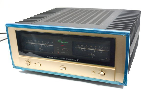 *Accuphase Accuphase A-46 stereo power amplifier *