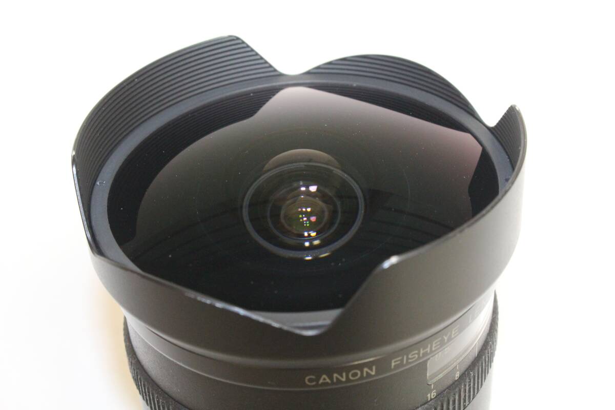 キャノン Canon EFレンズ EF15mm F2.8 フィッシュアイ 単焦点レンズ 超広角 (500-012)_画像6