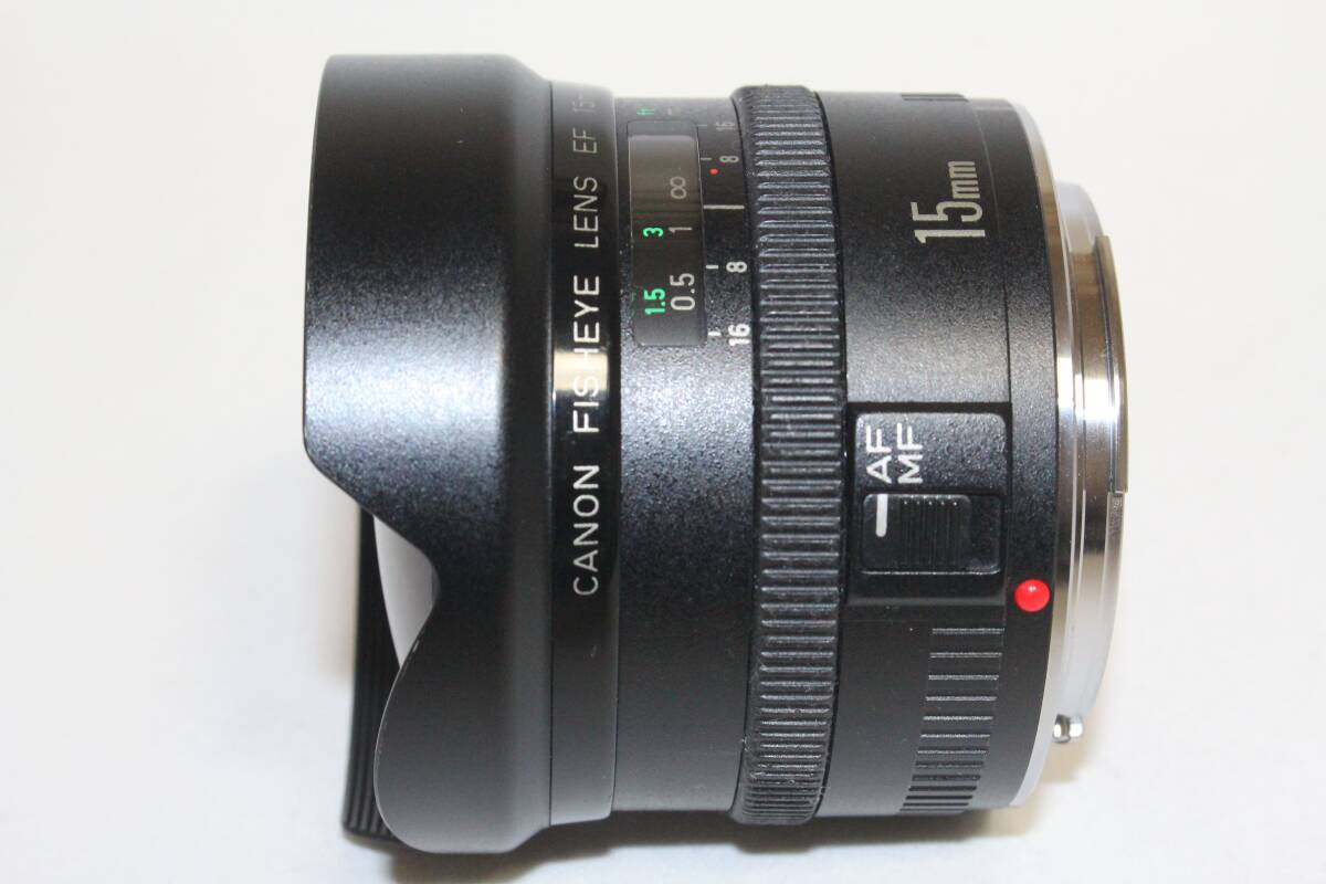 キャノン Canon EFレンズ EF15mm F2.8 フィッシュアイ 単焦点レンズ 超広角 (500-012)_画像4
