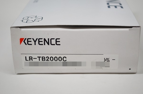 未使用 KEYENCE キーエンス LR-TB2000C アンプ内蔵レーザセンサ 2024年製_画像1