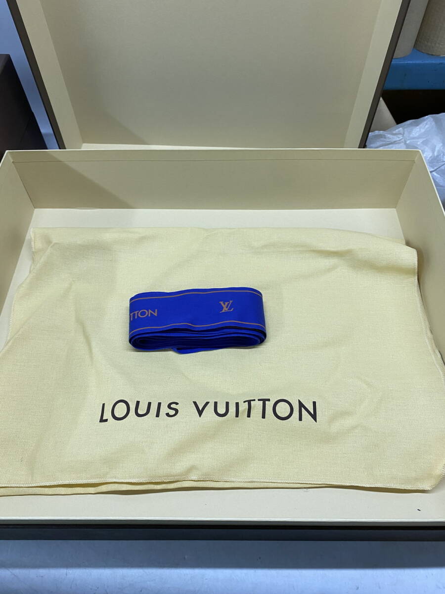 ●LOUIS VUITTON ルイヴィトン 空箱 2個 保存袋 リボン 擦れた小傷あり 中古(u240430_2)_画像6