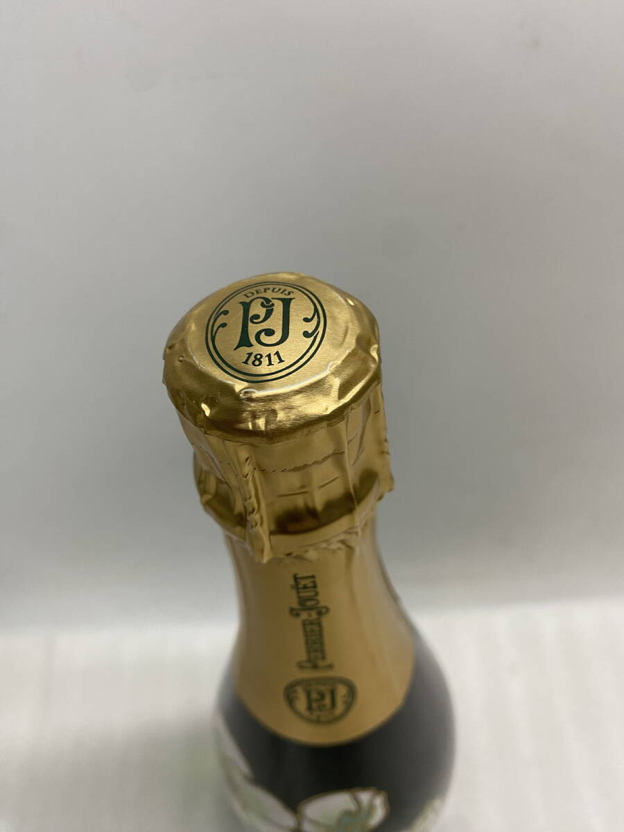 ●PERRIER JOUET ペリエ・ジュエ ベルエポック 2014 シャンパン 750ml　12.5％　瓶に小傷あり　未開栓品(u240508_14_14)_画像3