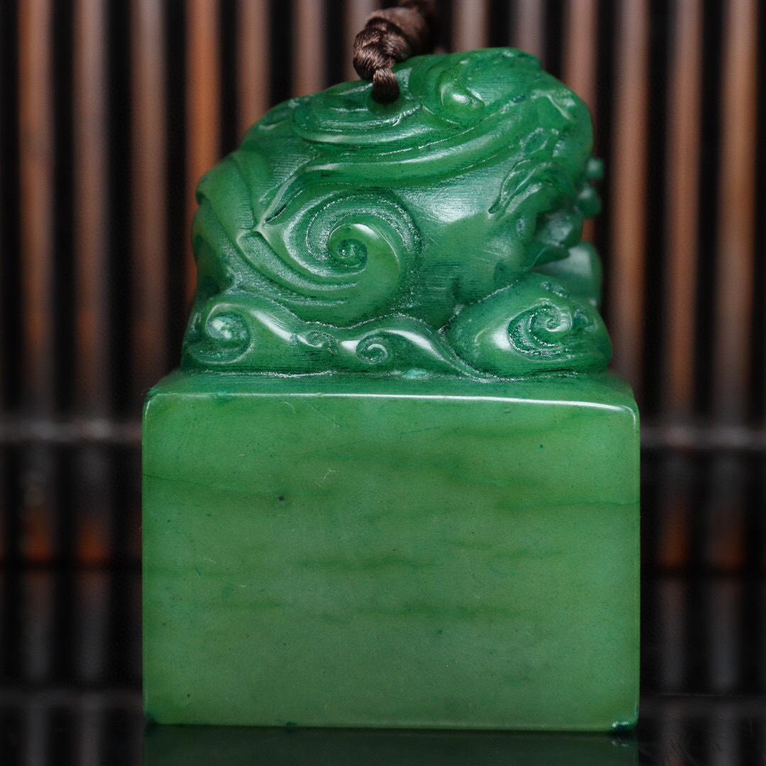 古寶奇蔵】寿山石・綠田黄石・細密彫・龍印章・置物・賞物・中国 古寶奇蔵】寿山石・綠田黄石・細密彫・龍印章・置物・賞物・中国