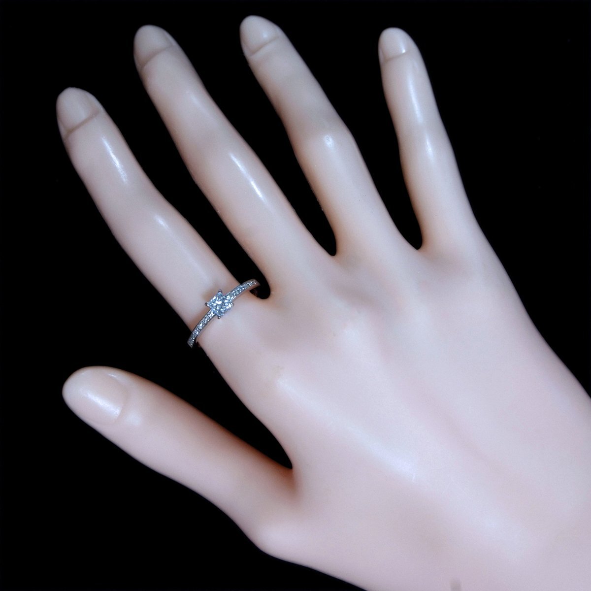 F3806『インフレ時代の賢者は婚約指輪は誰かが損したやつを買う！』天然絶品D０．３３６、０．０７ct D VS2 最高級Pt900無垢リング_画像4