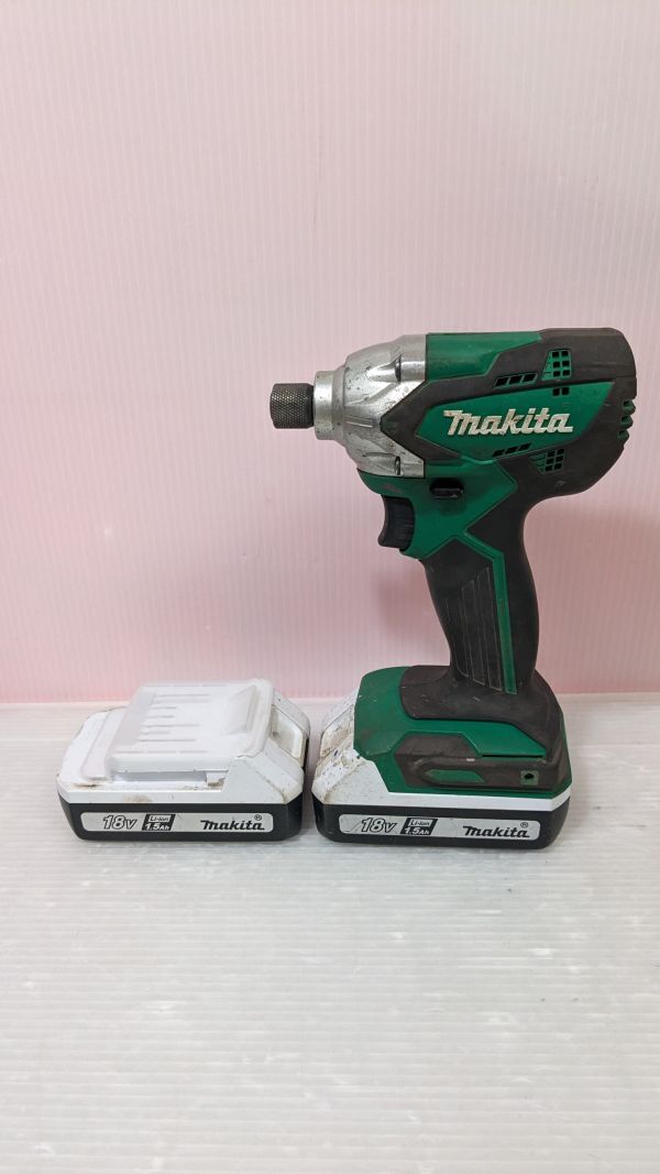 HH380-240508-98【中古】Makita マキタ 充電式インパクトドライバ MTD002D バッテリー 充電器 ケースセット 動作確認済み 工具 コードレス_画像6