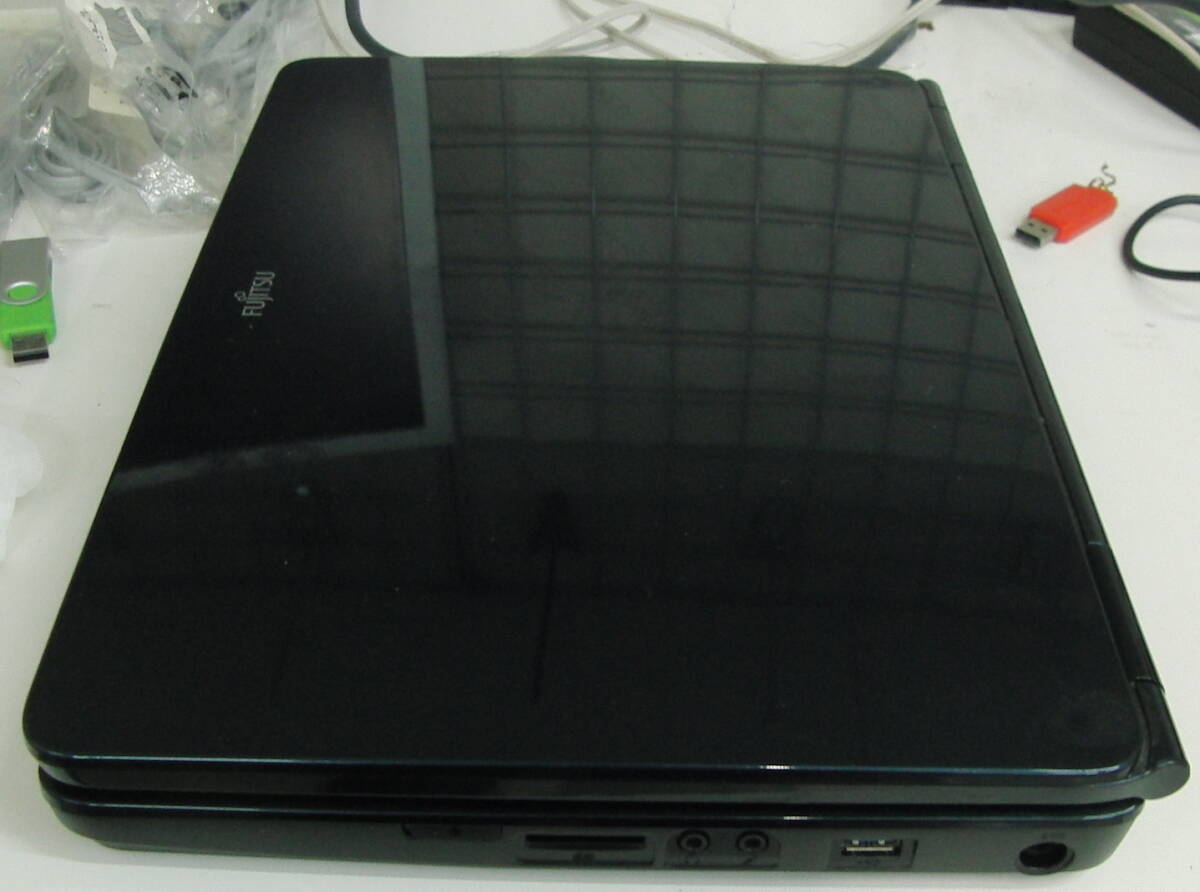 富士通 FMV LIFEBOOK AH550/5A Core i5 450M Windows7 ノートPCの画像4