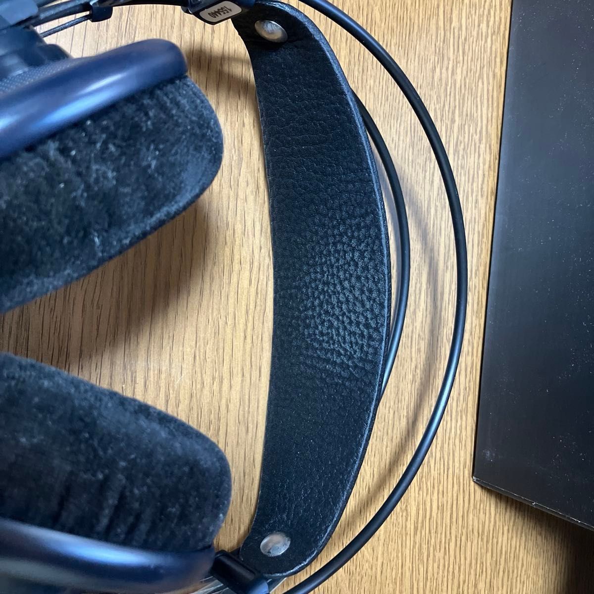 AKG K702 オープンエアー型ヘッドホン　動作確認済み