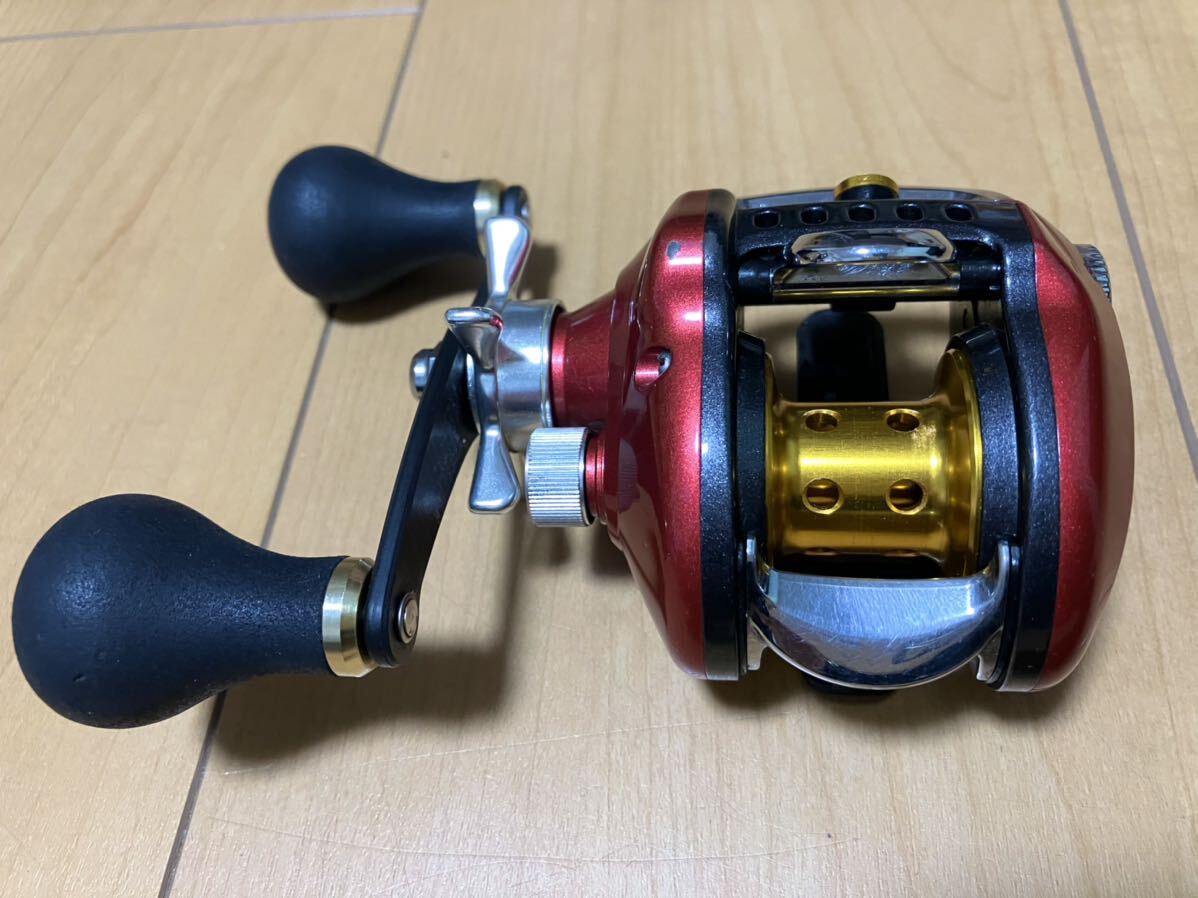 送料込み即決 ダイワ スマック レッドチューン100L 左ハンドル 送料込み即決 ダイワ スマック レッドチューン100L 左ハンドル