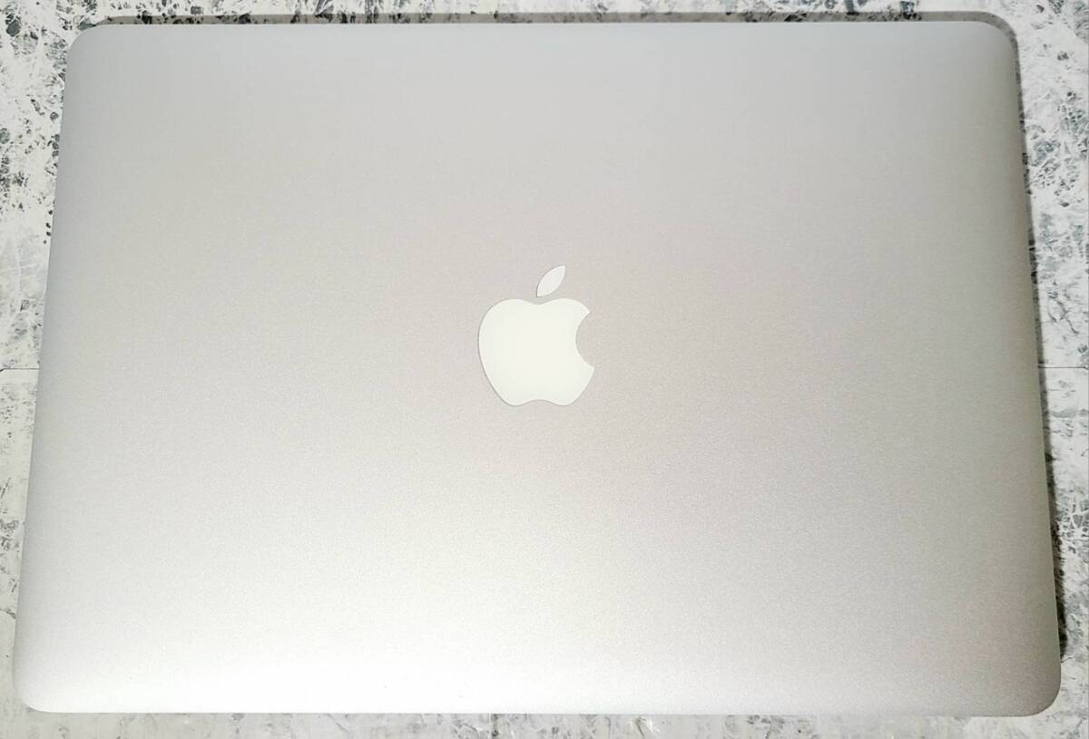 143// Apple MacBook Air A1369 ノートPC 現状品_画像7