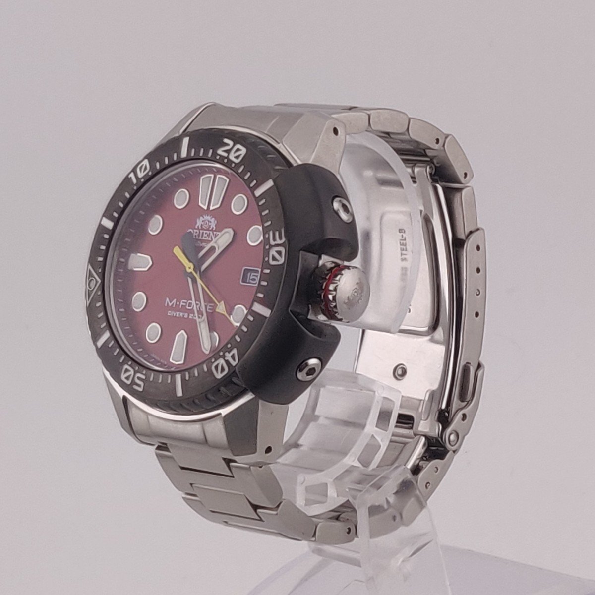 3530@[ with translation ][ Orient ]ORIENT wristwatch RN-AC0L02R M-Force machine self-winding watch backspin prevention bezel 20 atmospheric pressure waterproof men's red [0430]