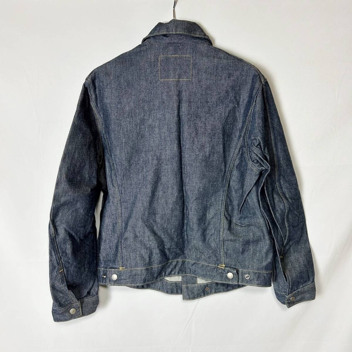 01年 日本製 美品 正規品 Levi's ENGINEERED JEANS 70100-08 リーバイス エンジニアード ジーンズ 立体裁断 デニムジャケット Gジャン L_画像2