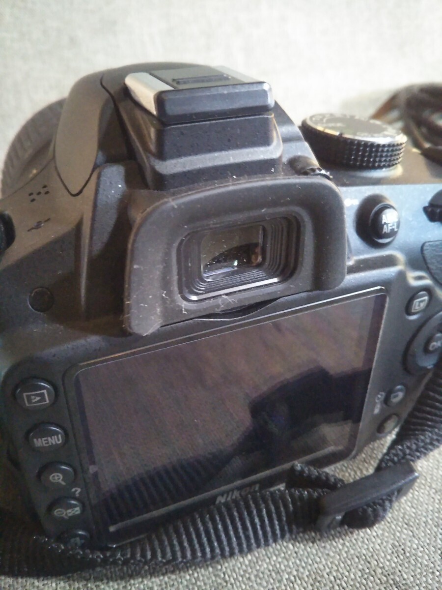 Nikon ニコン Ｄ3200/Nikon DX AF-S NIKKOＲ 18-55mm 1：3.5-5.6G シャッター　フラッシュ再生簡易確認　現状品　比較的きれい　付属品付き_画像7