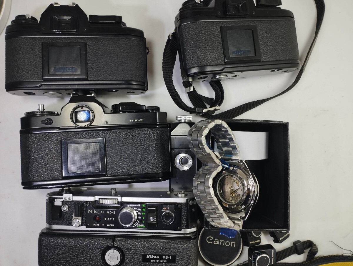 【整理業者リサイクル】 Nikon EM FE MB-1 MD-2 腕時計機械式 フィルムカメラ等まとめてジャンク品 1円スタート売り切り昭和レトロ カメラの画像4