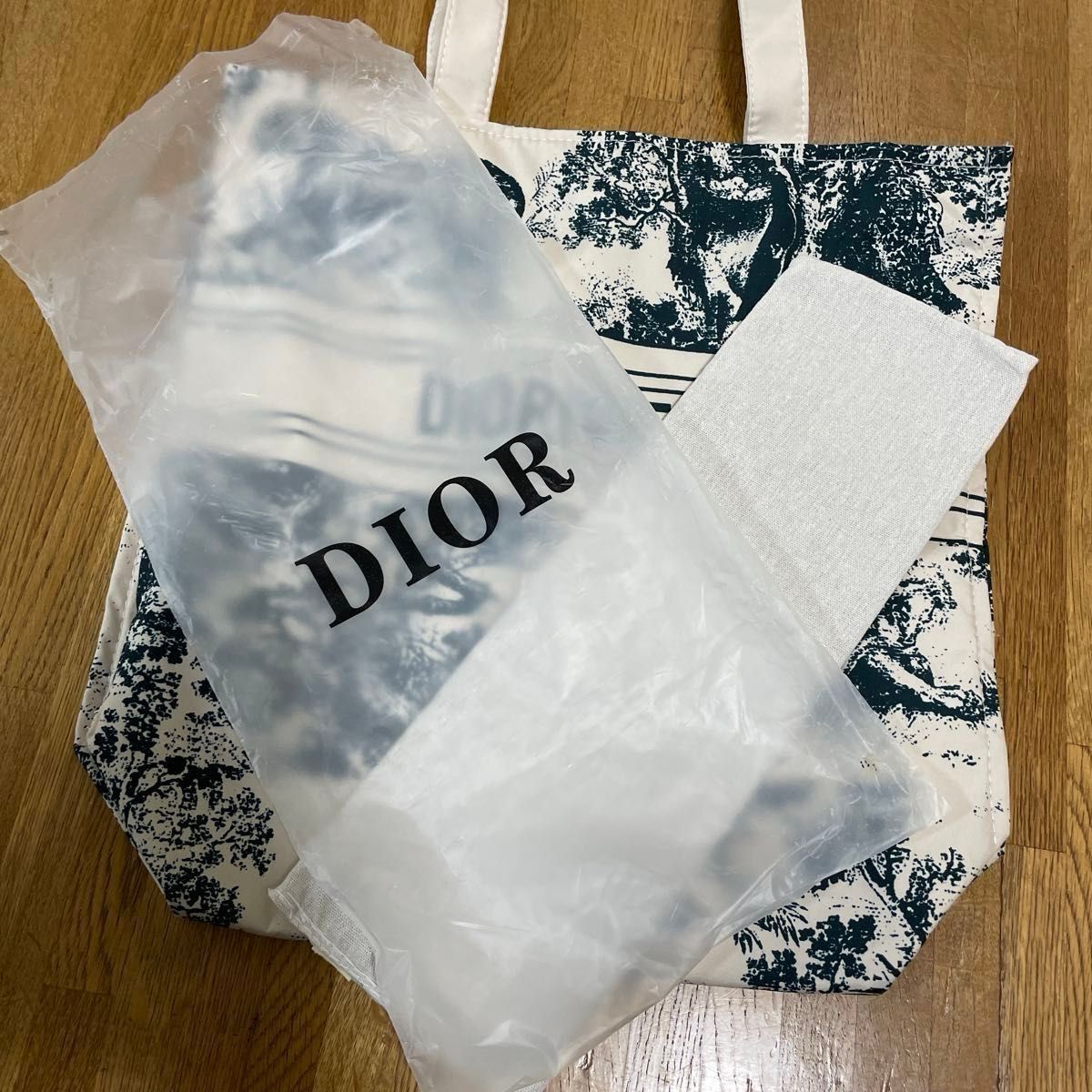 Dior ディオール トートバッグ ノベルティ 非売品 難あり|Yahoo Dior ディオール トートバッグ ノベルティ 非売品 難あり|Yahoo