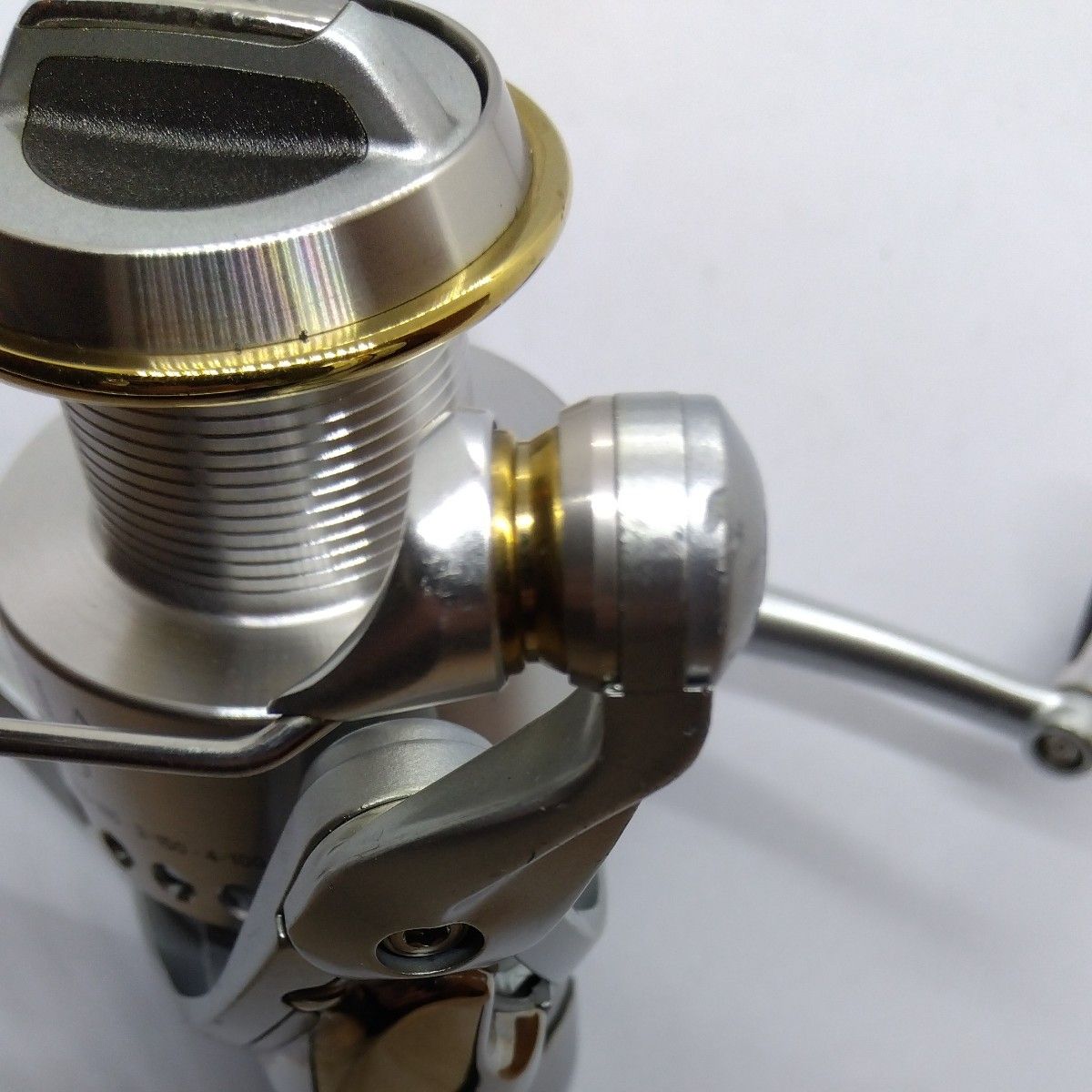 美品 シマノ 98ステラ3000 中古スピニングリール SHIMANO STELLA 美品 シマノ 98ステラ3000 中古スピニングリール SHIMANO STELLA