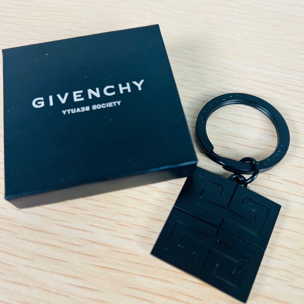 ★ GIVENCHY ジバンシイ リップ ルージュ ロ紅 セット まとめ売り キーホルダー チャーム 鏡 ノベルティ ミラー コンパクト ミラー_画像2