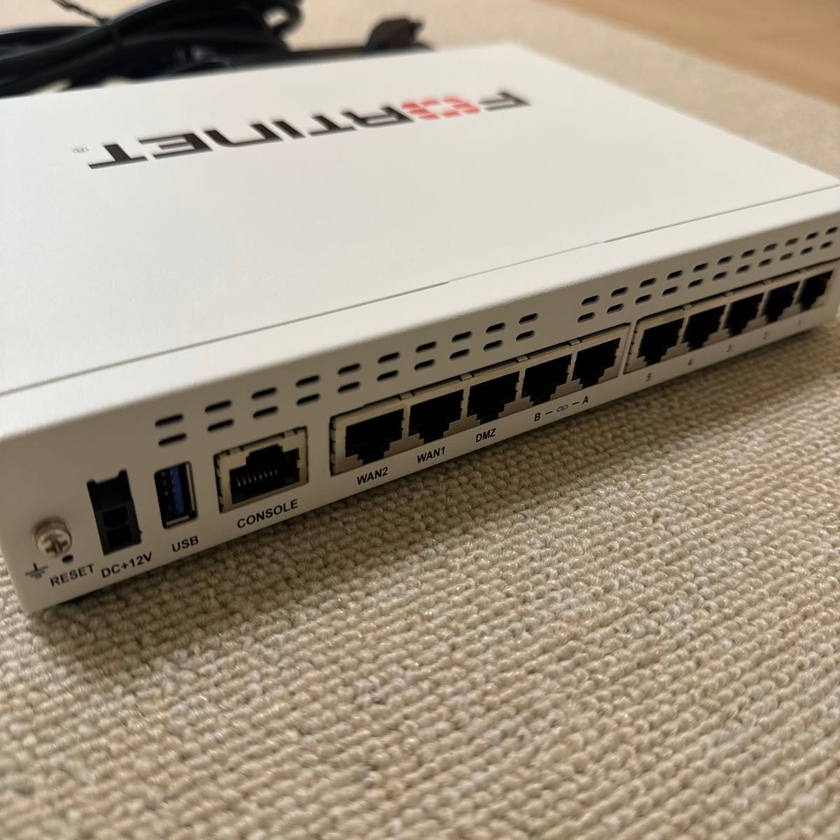 Fortinet FortiGate 60F ファイアウォール ライセンスあり