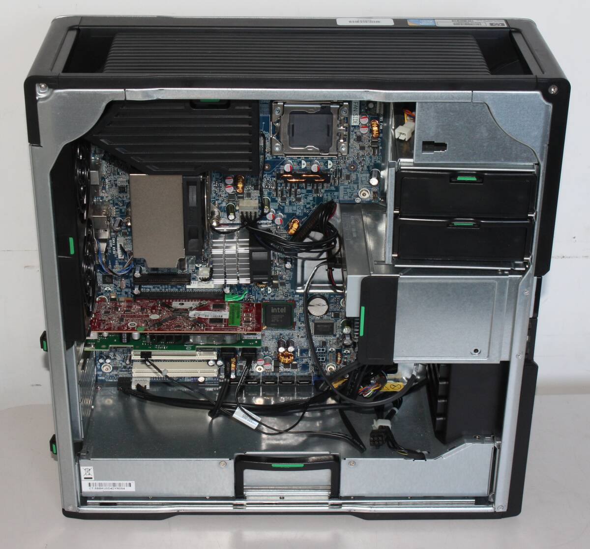 ★★Z600 Workstation Xeon CPU E5504 @ 2.00GHz 12GB HDDなし DVD ROM ★_画像5