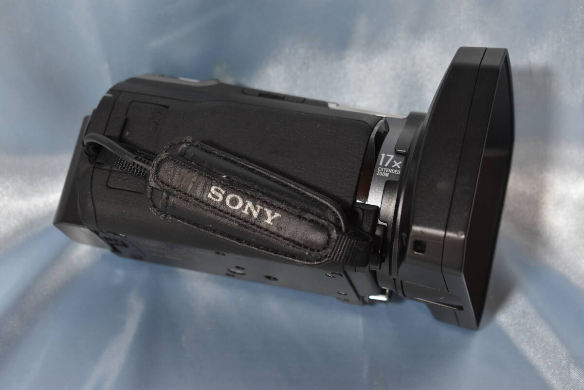 SONY（ソニー）デジタルHDビデオカメラレコーダー HDR-CX720V BATT NP-FV50 2本付き 専用キャリングケース付き（中古品）の画像9