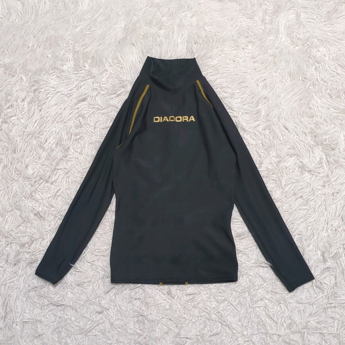 【送料無料】DIADORA ディアドラ ロングスリーブインナー 130cm ロゴ 黒 キッズ 子供服の画像1
