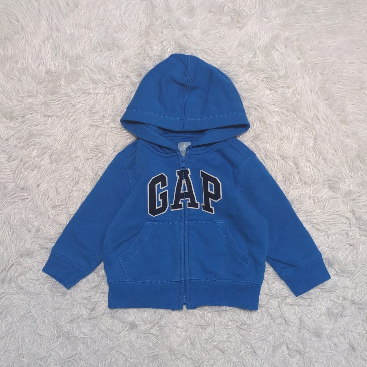 【送料無料】babygap ベビーギャップ パーカー 90㎝ 18-24month 青 ロゴ ベビー 子供服の画像1