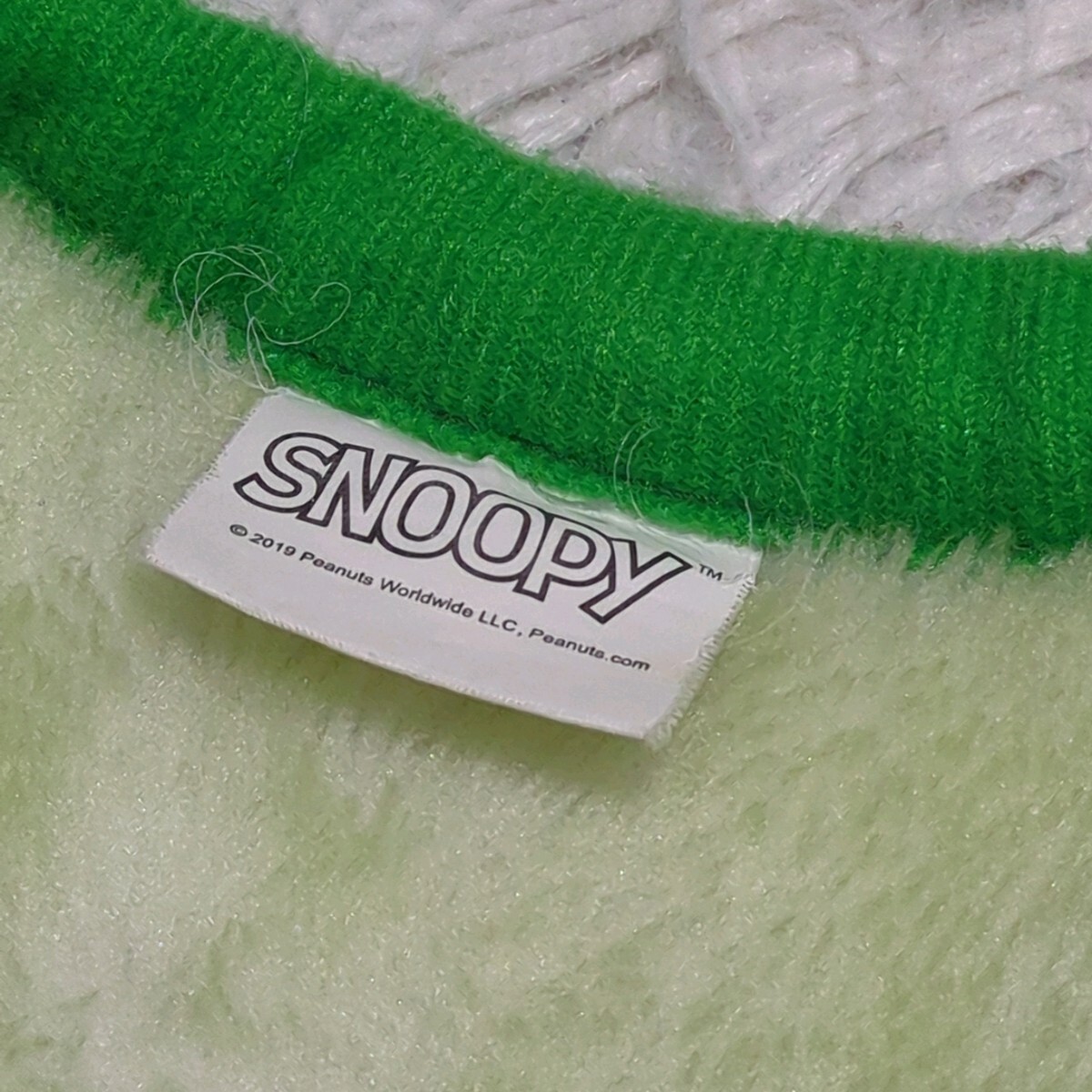 [ free shipping ]SNOOPY Snoopy sleeper blanket 100-120. Kids bedding 