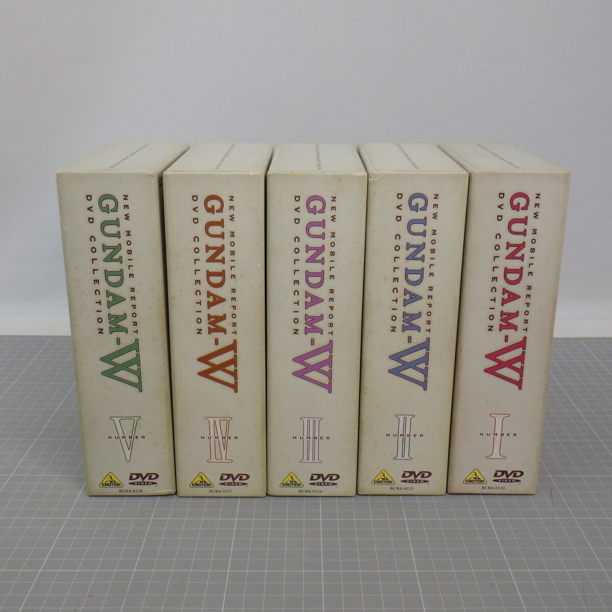 新機動戦記ガンダムW DVD COLLECTION Ⅰ-Ⅴ DVD-BOX 5点/全15巻セット/GUNDAM-W コレクションボックス　80_画像2
