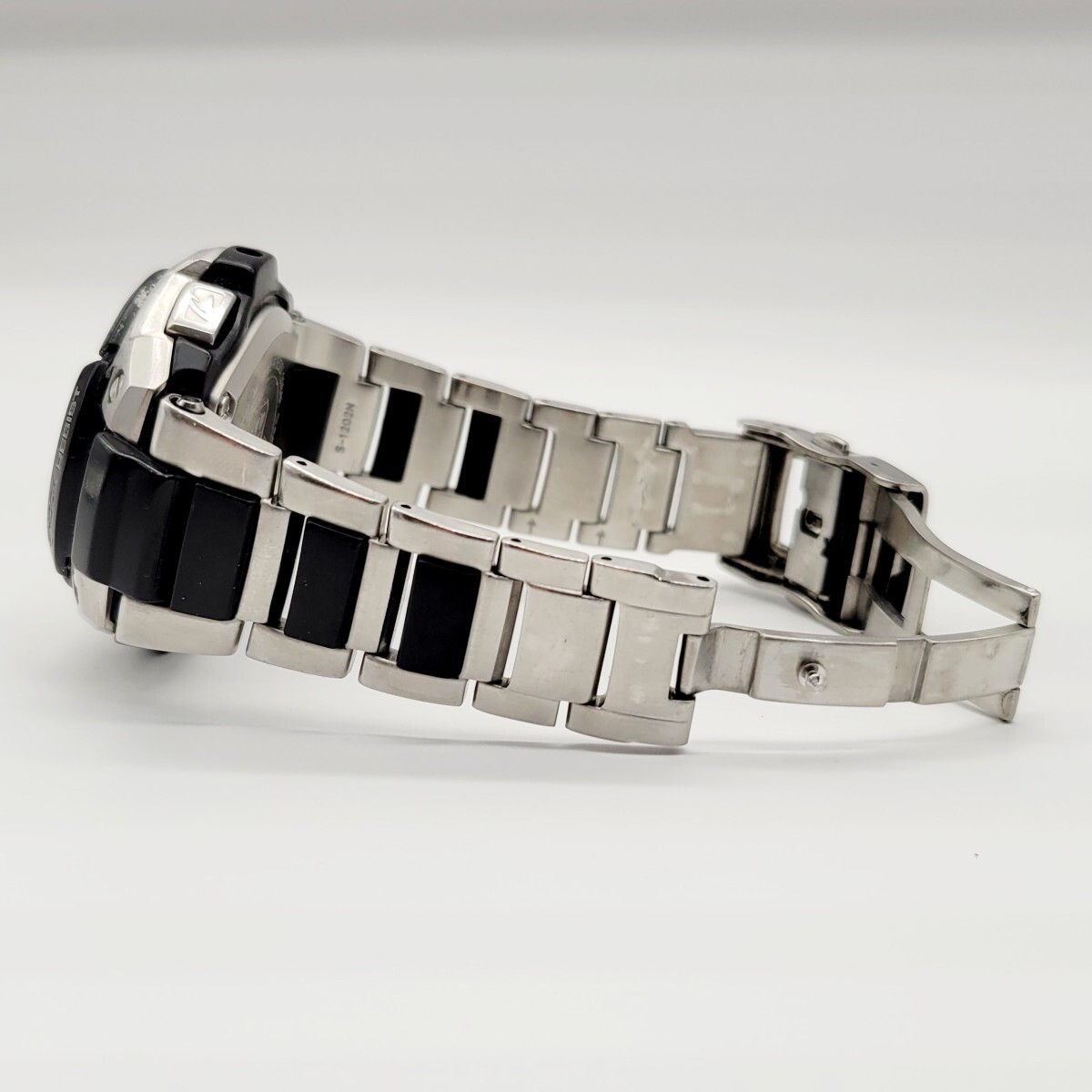 電波ソーラー【稼働品】CASIO G-SHOCK MTG-1500 定価54 000円 電波ソーラー【稼働品】CASIO G-SHOCK MTG-1500 定価54 000円