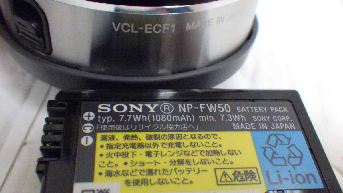 #13177 SONY ソニー デジタル一眼カメラ α55 SLT-A55V レンズ SAL1855 SAL16F28 VCL-ECF1 充電器無し 簡易動作確認済み 箱無し_画像10