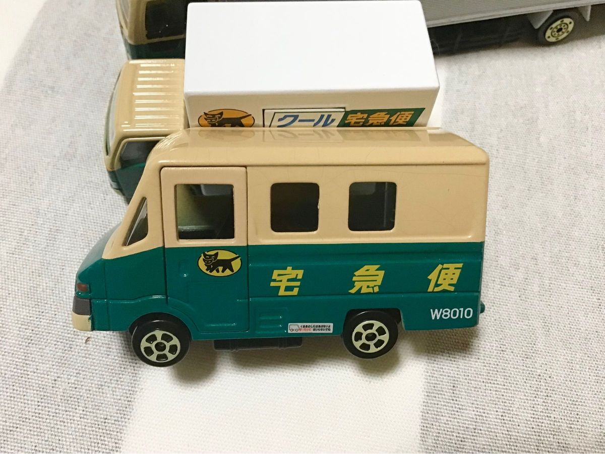 ヤマト運輸　クロネコヤマト ミニカー 大型トラック10t車 ウォークスルーW号車　クール宅急便　非売品　廃盤