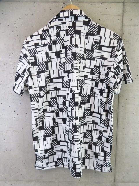 【送料300円可】3150b11◆美品です◆吸汗速乾◆MUNSINGWEAR マンシング 総柄 ハーフジップ 半袖ドライポロシャツ L/ゴルフジャケット/男性_画像7