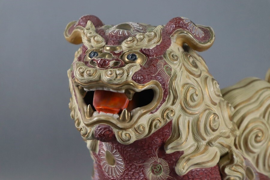 九谷焼 色絵金彩 獅子 置物 高55,5cm 特大 赤獅子 細密細工 古美術品[c549]_画像2