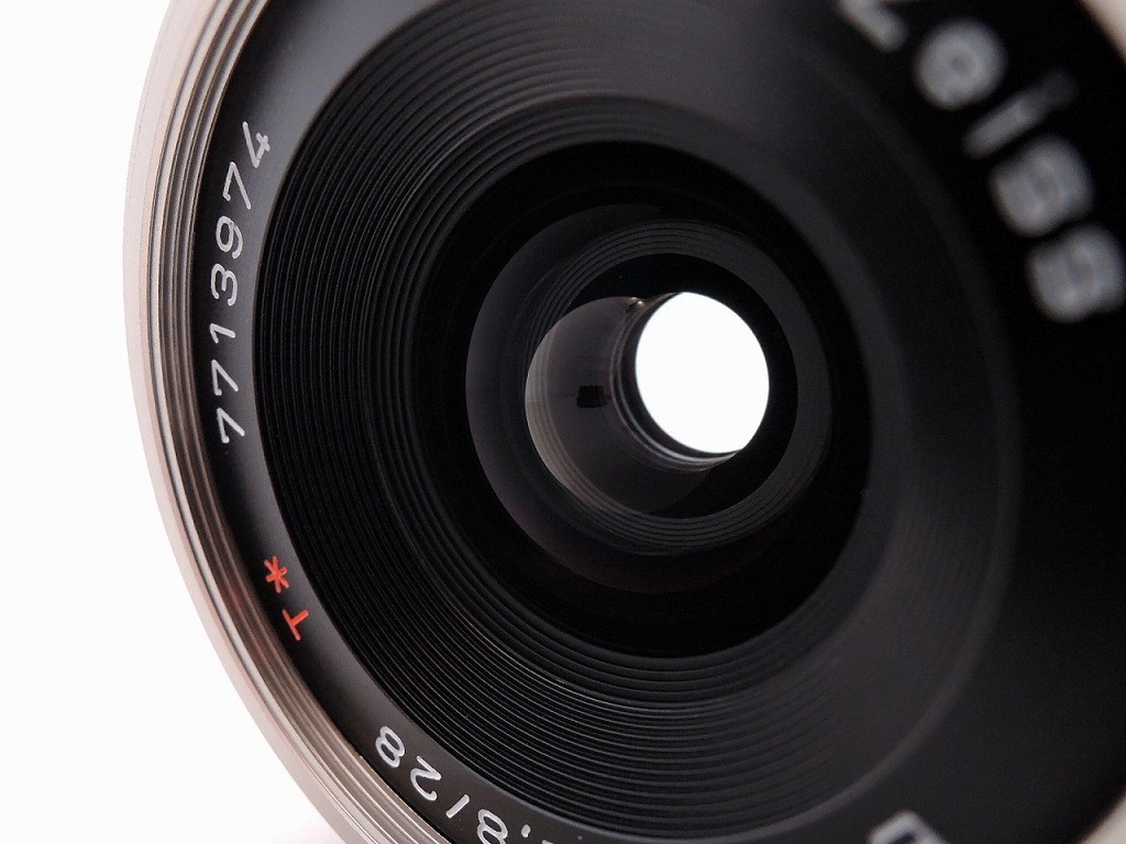 期間限定セール カールツァイス Carl Zeiss Gマウント レンズ Biogon 28mm F2.8 T*_画像5