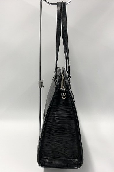 期間限定セール ルイヴィトン LOUIS VUITTON エピ マドレーヌGM 黒・エピライン M59342_画像4