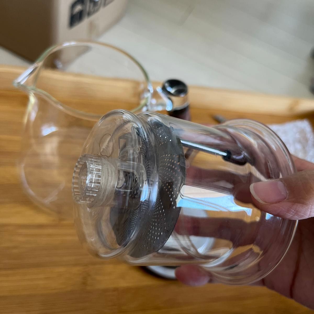 C1 ティーポット 耐熱ガラス 押し出し式茶こし付き 透明ガラス急須 直火対応 フィルター茶水分離茶メーカー 耐熱性 新品