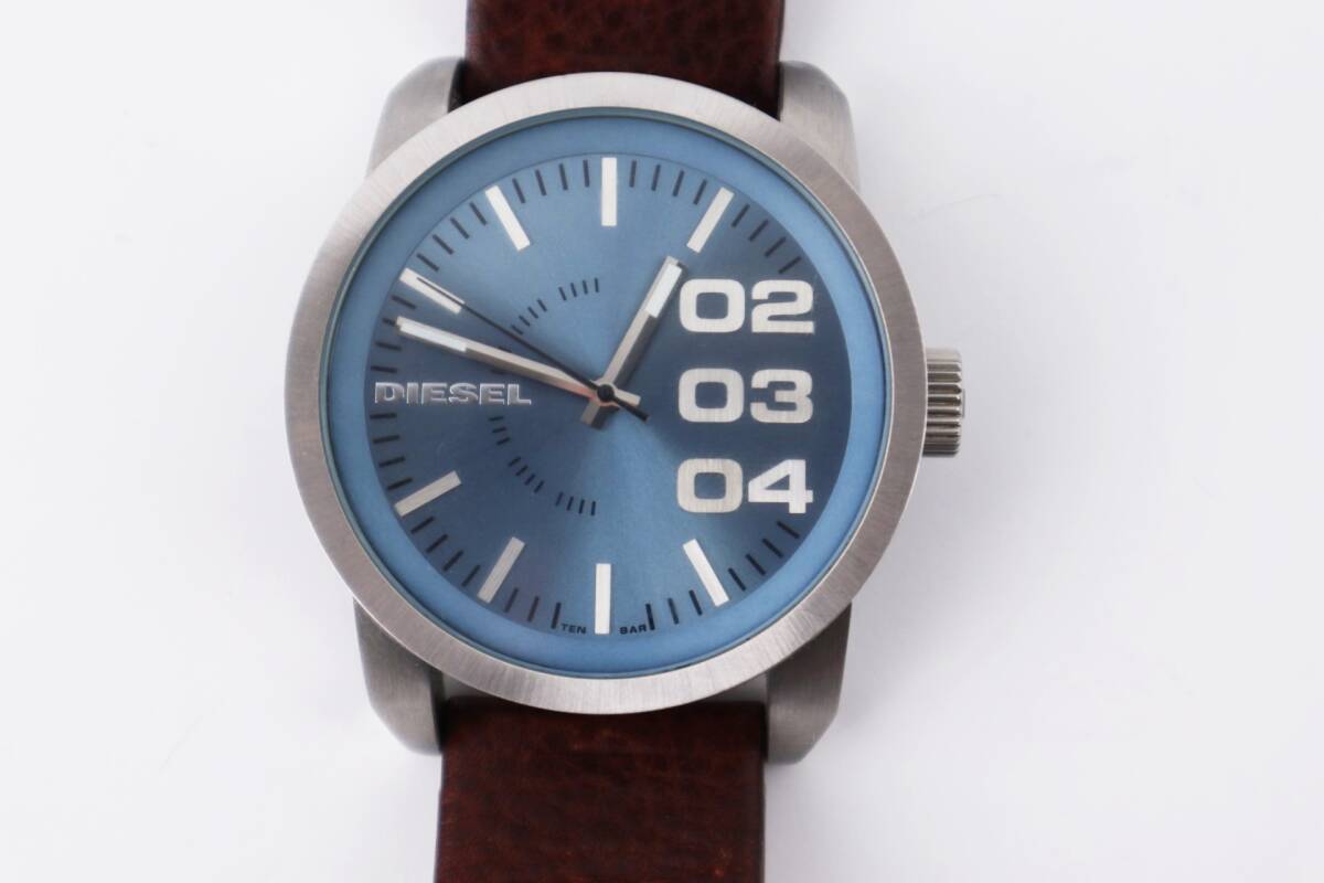 ディーゼル DIESEL メンズ腕時計 DZ-1512 クォーツ 青文字盤 電池交換済み 稼働品の画像1