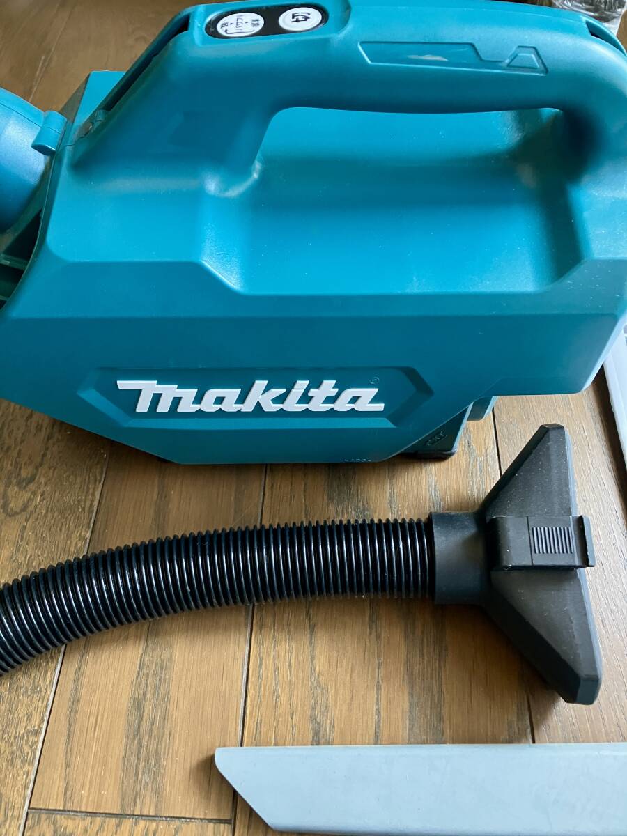 [ превосходный товар использование несколько раз ] Makita Makita заряжающийся очиститель CL121D 10.8V пылесос сумка для инструментов опция форсунка бумага упаковка есть электроинструмент беспроводной 